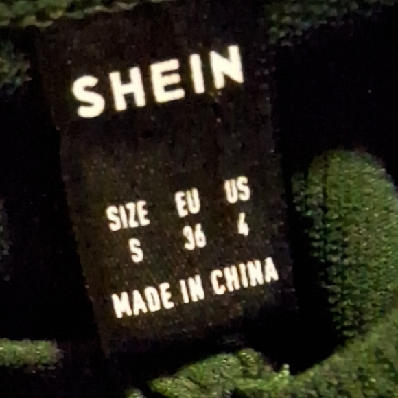 SHEIN Green Long Sleeve Crop Top W/ See Throgh Matetial On Arms - Picture 2 of 8